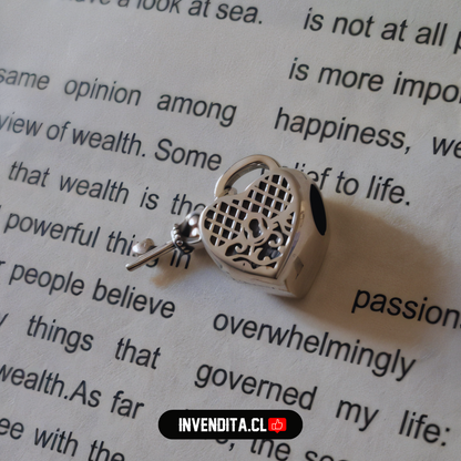 Charm estilo pandora corazón con llave