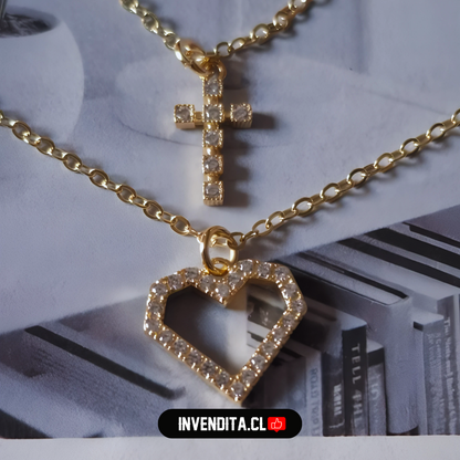 Collar enchapado en oro doble corazón y cruz de circones