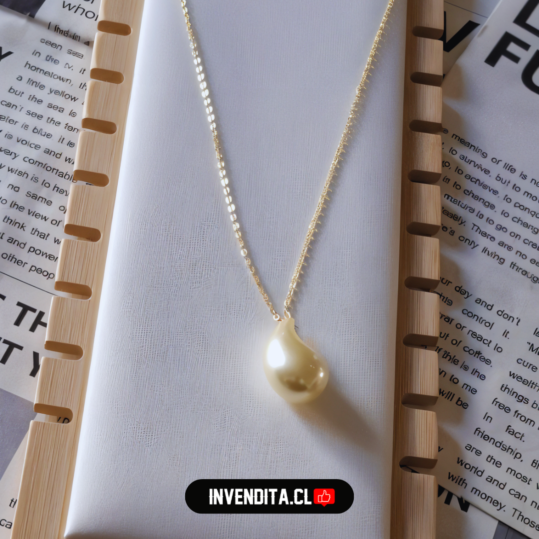 Collar enchapado en oro veneciana con gota de perla