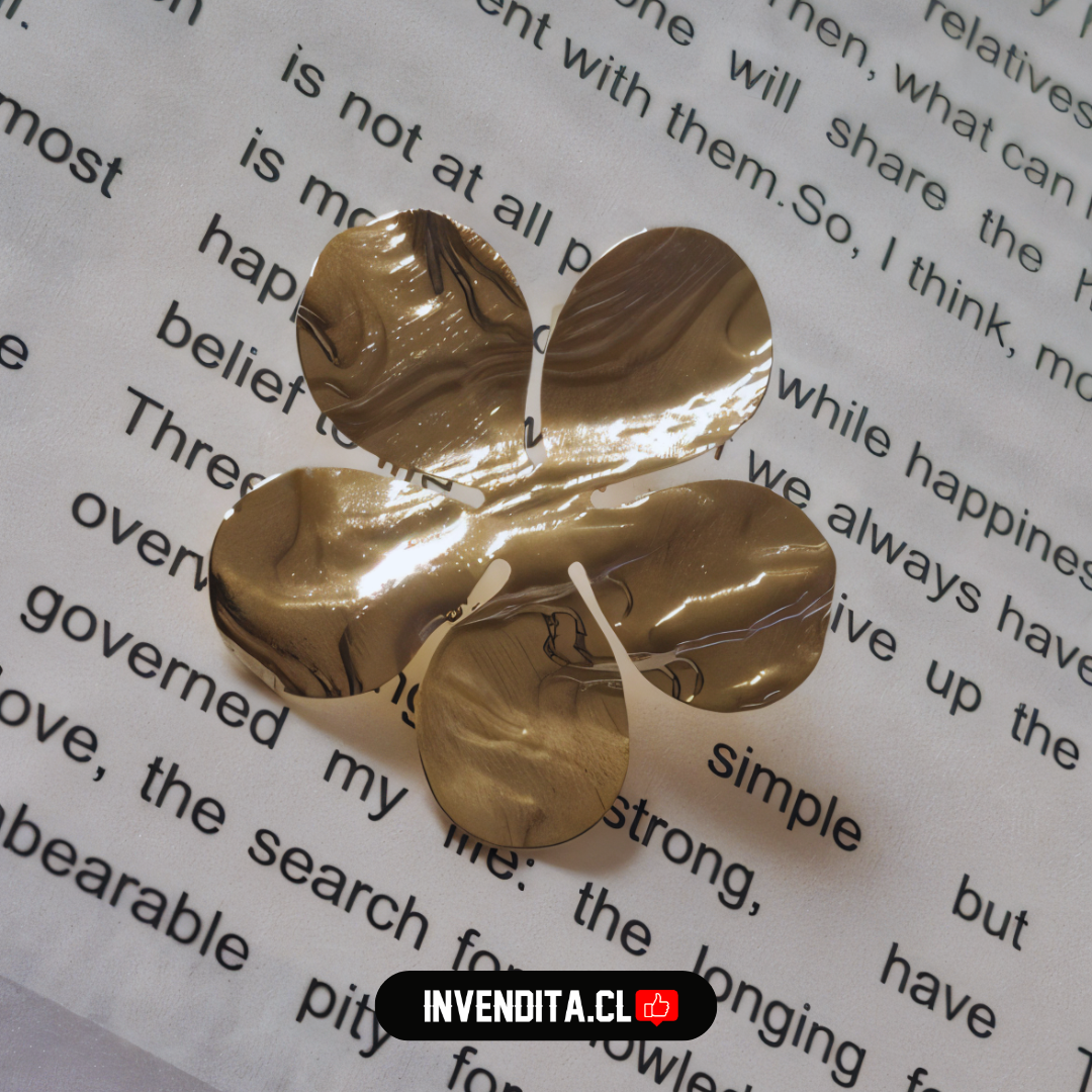 Aros enchapados en oro flor texturizada