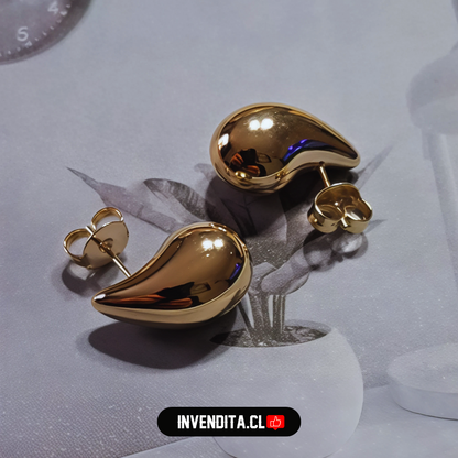 Aros enchapados en oro gotas medianas