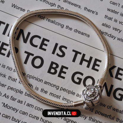 Pulsera estilo pandora diseño floreciendo