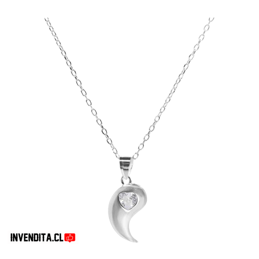 Collar de plata 925 modelo gota invertida con circón