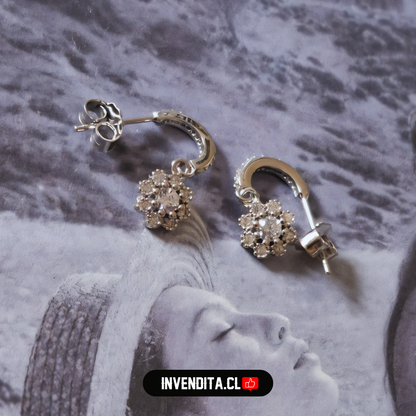 Aros de plata 925 flor de circones