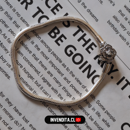 Pulsera estilo pandora diseño floreciendo