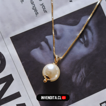 Collar enchapado en oro veneciana con perla de rio