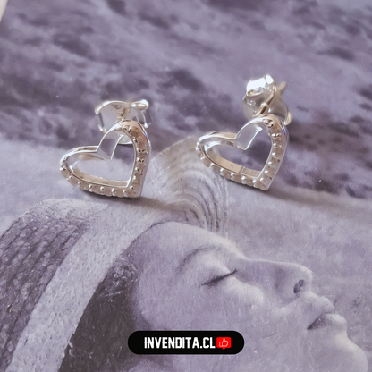 Aros de plata 925 corazón mitad con circones