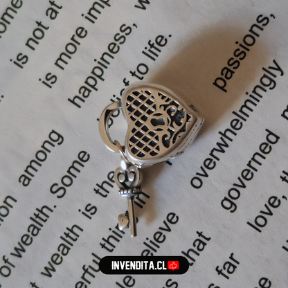 Charm estilo pandora corazón con llave