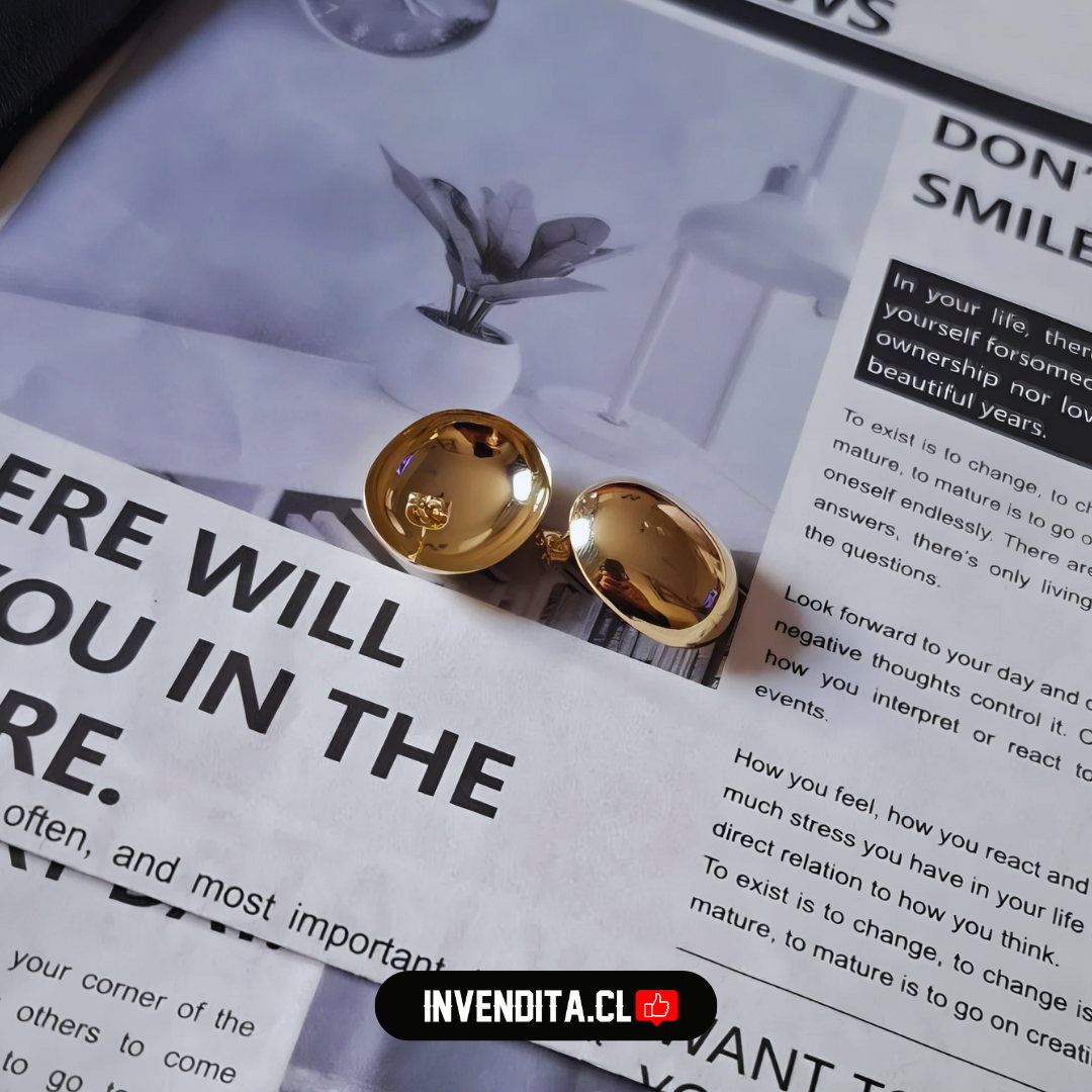 Aros enchapados en oro modelo ovalo liso