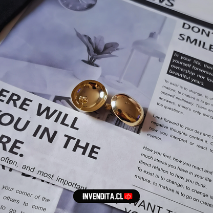 Aros enchapados en oro modelo ovalo liso