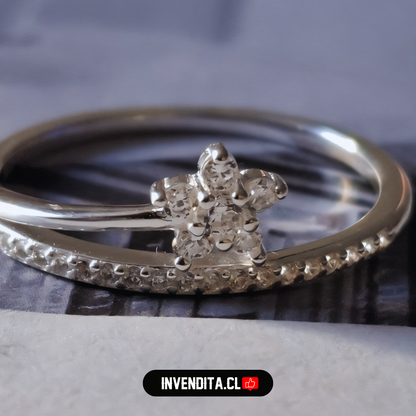 Anillo de Plata 925 banda con punta de flor y serie de circones