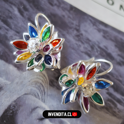 Aros enchapados en plata diseño flor de circones con gancho catalán