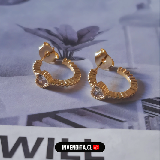Aros enchapados en oro semi argolla con circón de corazón