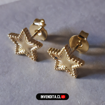 Aros enchapados en oro placas de estrellas con textura