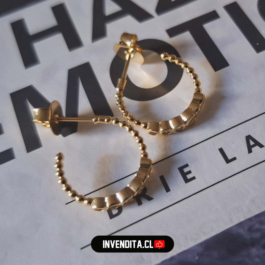 Aros enchapados en oro modelo argollas con serie de circones