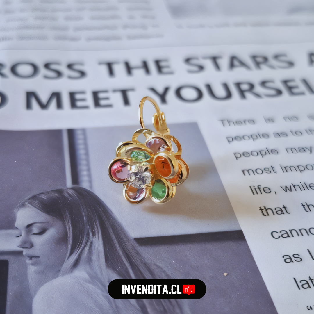 Aros enchapados en oro diseño flor de colores doble de circones