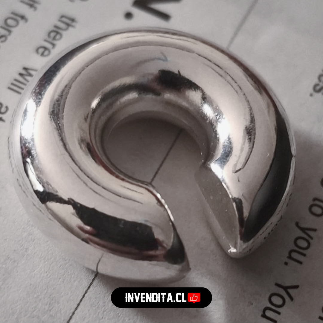 Aro enchapado en plata modelo Cuff argolla maxi lisa