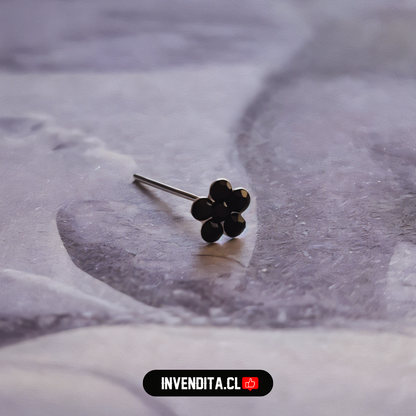 Aros de plata 925 piercing flor con circones negros