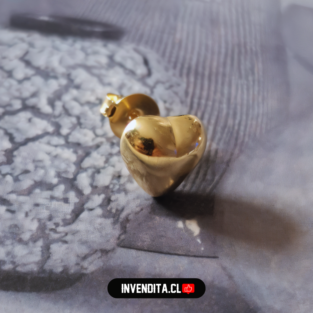 Aros enchapados en oro diseño corazón liso