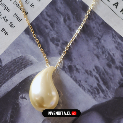 Collar enchapado en oro veneciana con gota de perla