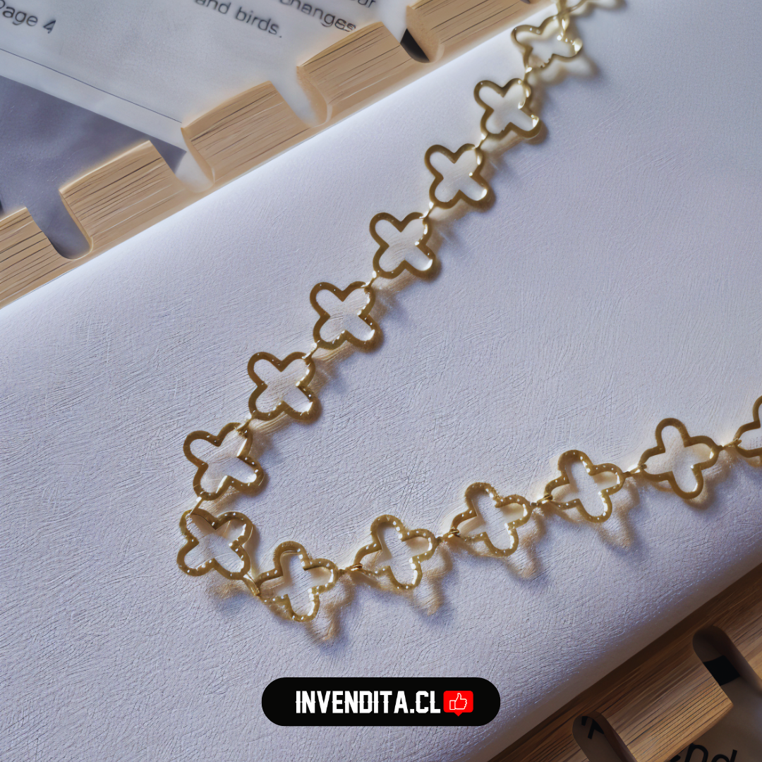 Collar enchapado en oro diseño placas de trébol