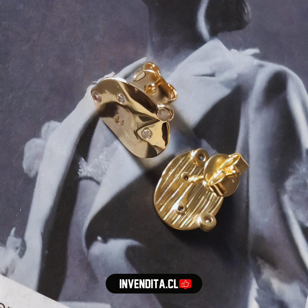 Aros enchapados en oro placas ovaladas con circones