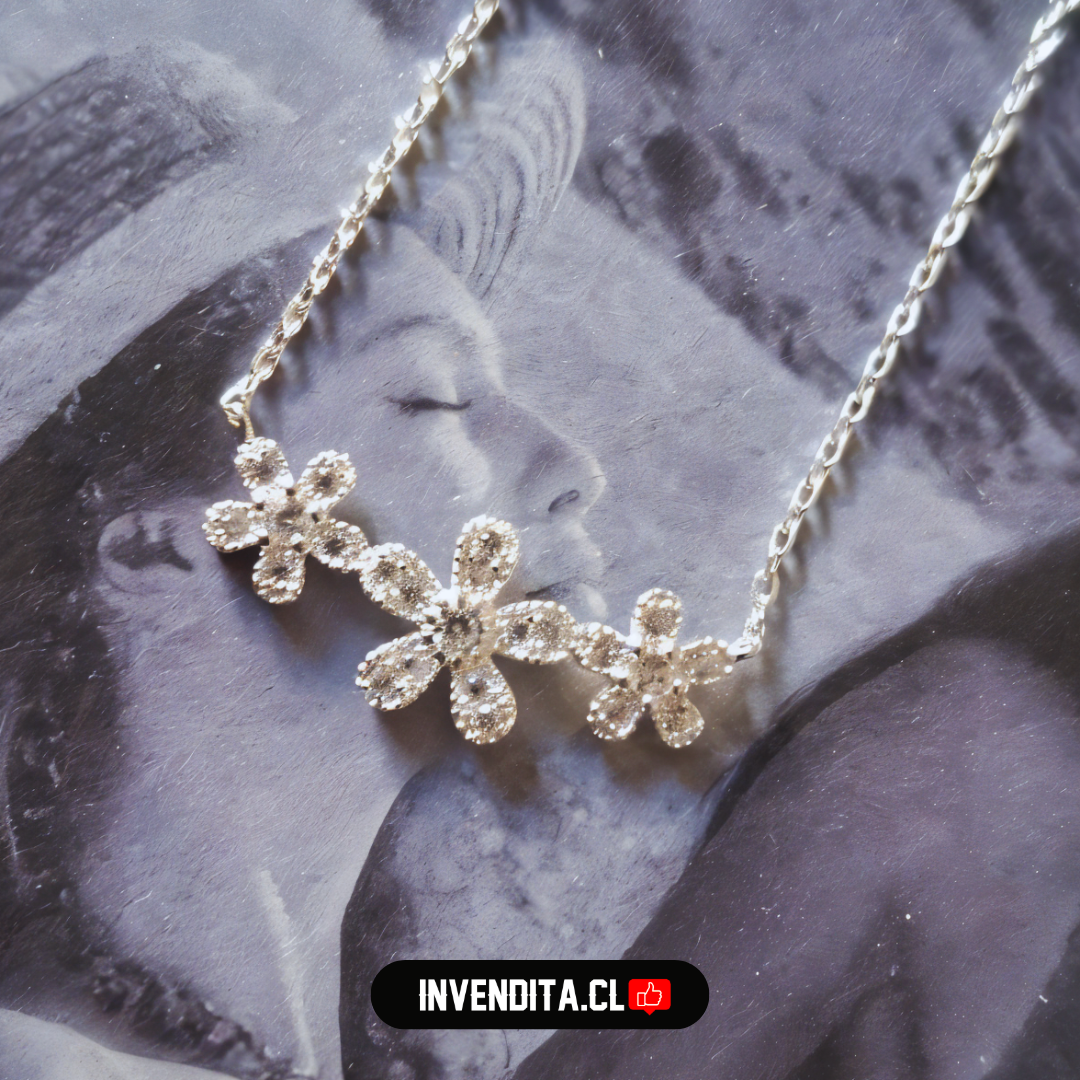 Collar de plata 925 trío de flores con circones incrustados