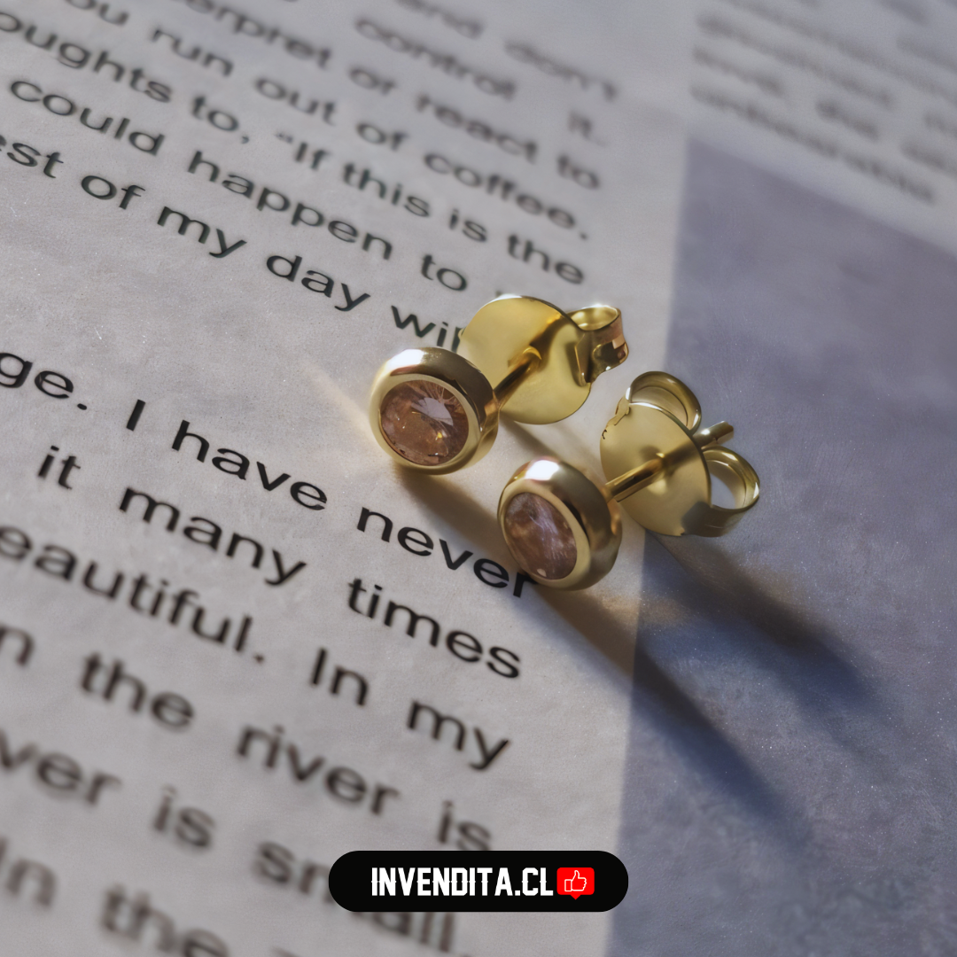 Aros enchapados en oro estilo punto de luz rosa