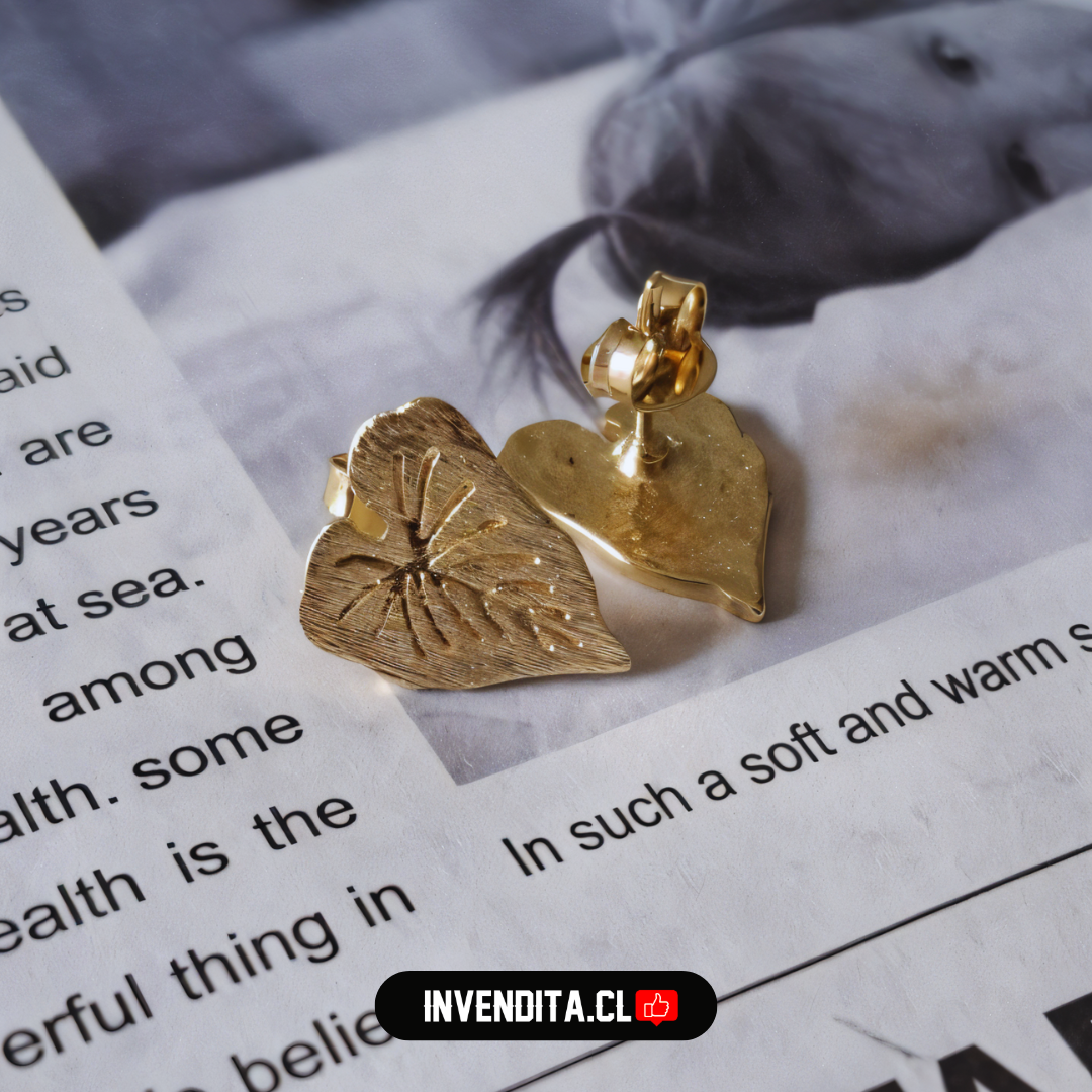 Aros enchapados en oro corazones de hojas