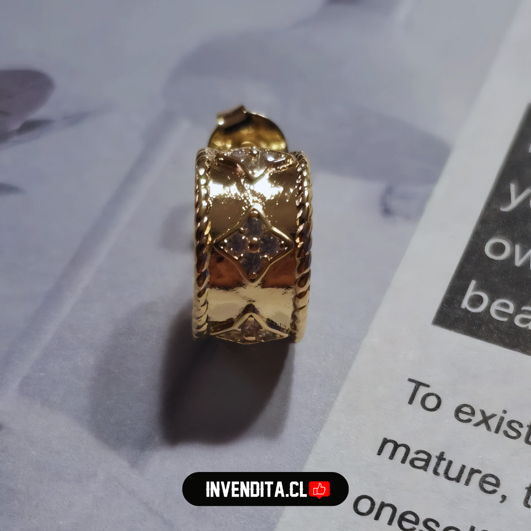 Aros enchapados en oro argollas semi abierto enmarcado de estrella con circones