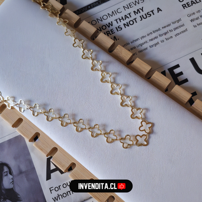 Collar enchapado en oro diseño placas de trébol