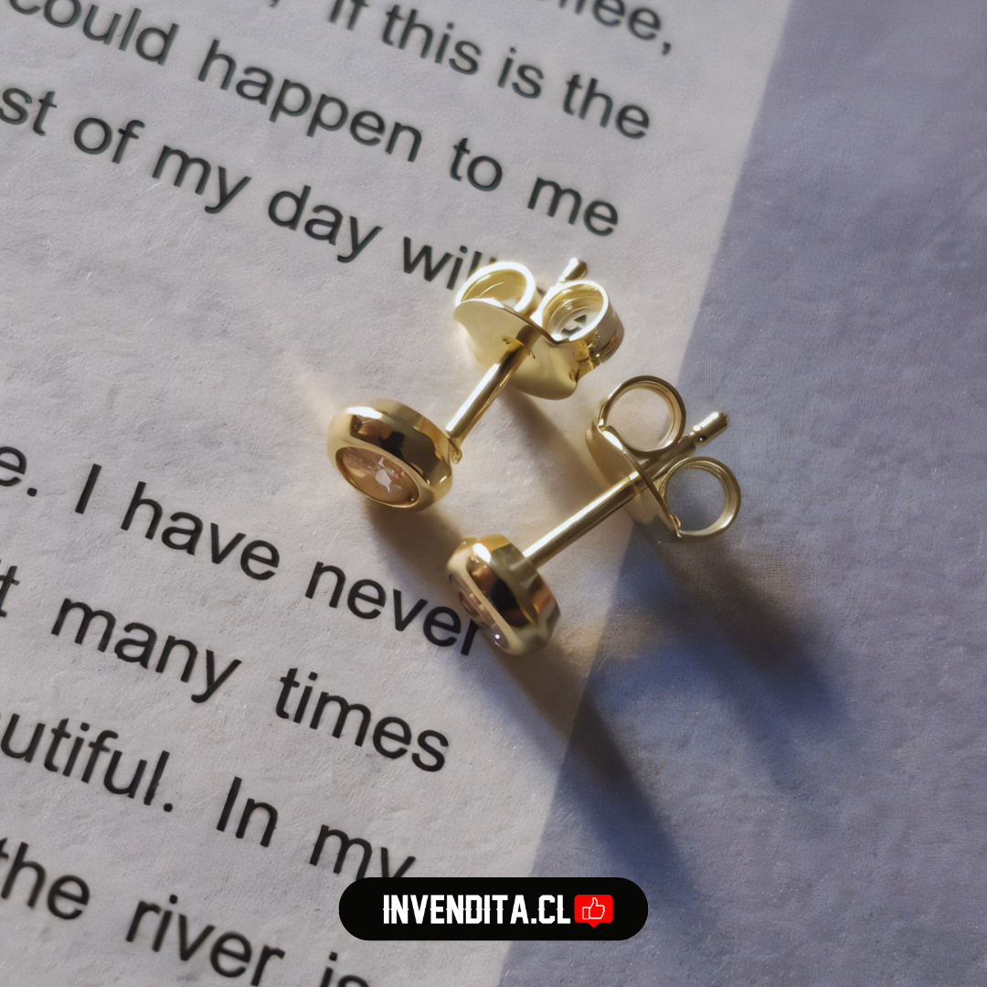 Aros enchapados en oro estilo punto de luz rosa