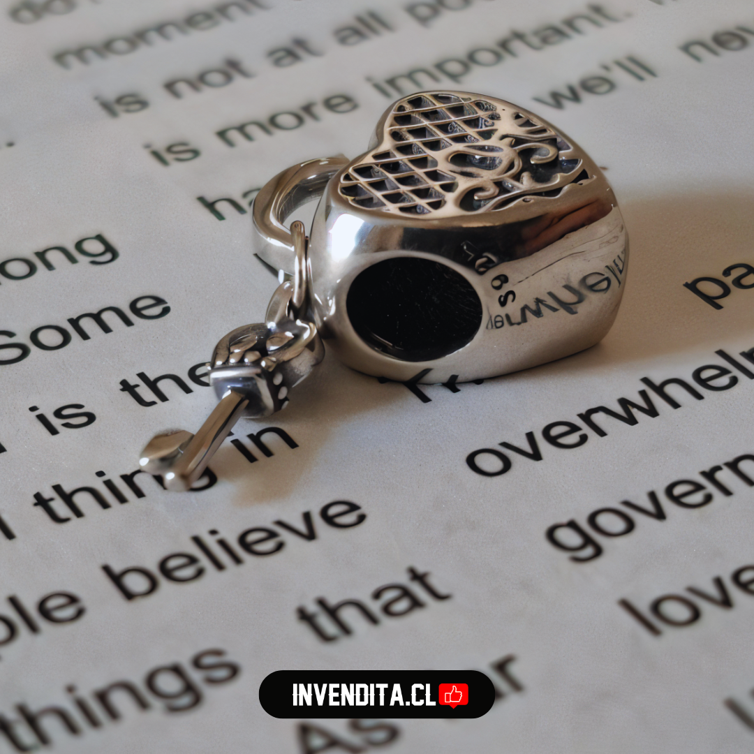 Charm estilo pandora corazón con llave