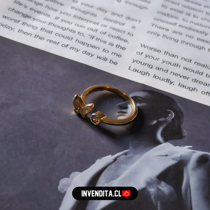 Anillo enchapado en oro diseño mariposa y circón