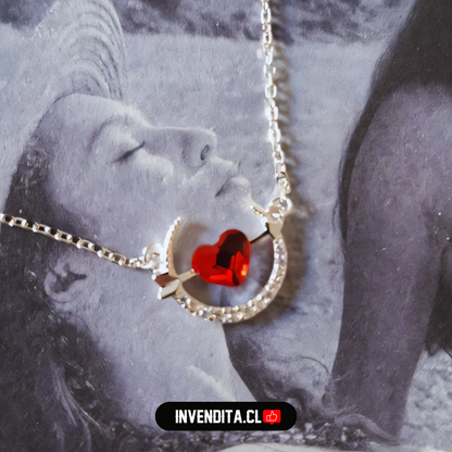 Collar de plata 925 modelo flechazo corazón rubí