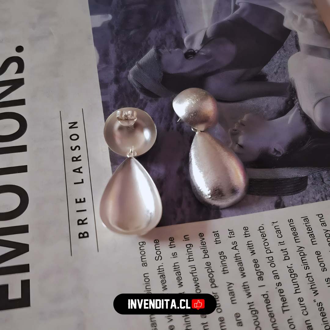 Aros enchapados en plata diseño placas circulares y de gotas satinadas