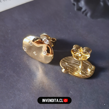 Aros enchapados en oro placas ovaladas con circones