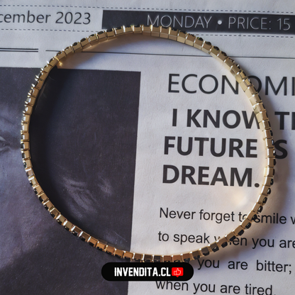 Pulsera enchapada en oro elástica con circones onix