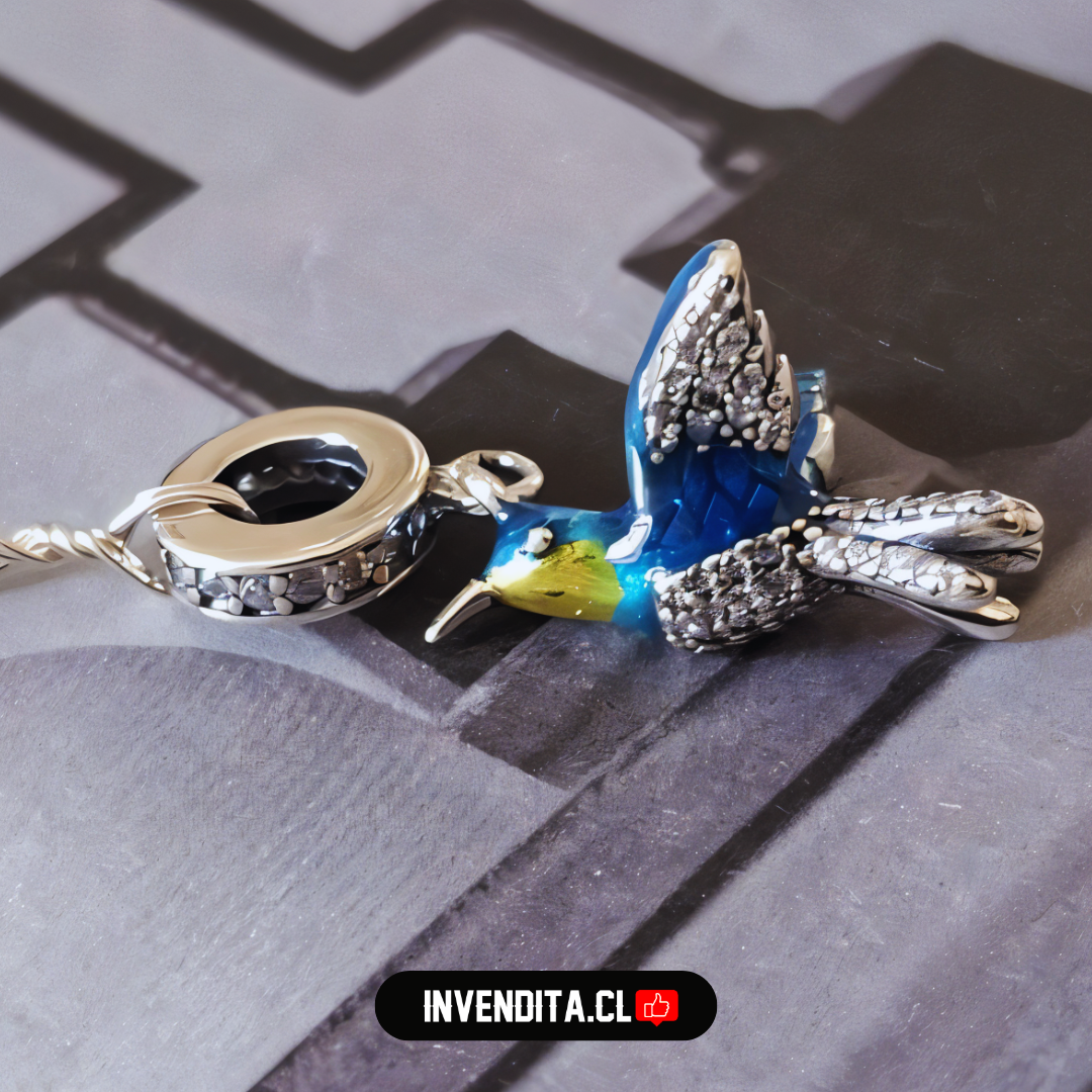 Charm estilo pandora colibrí celeste con pecho de circones
