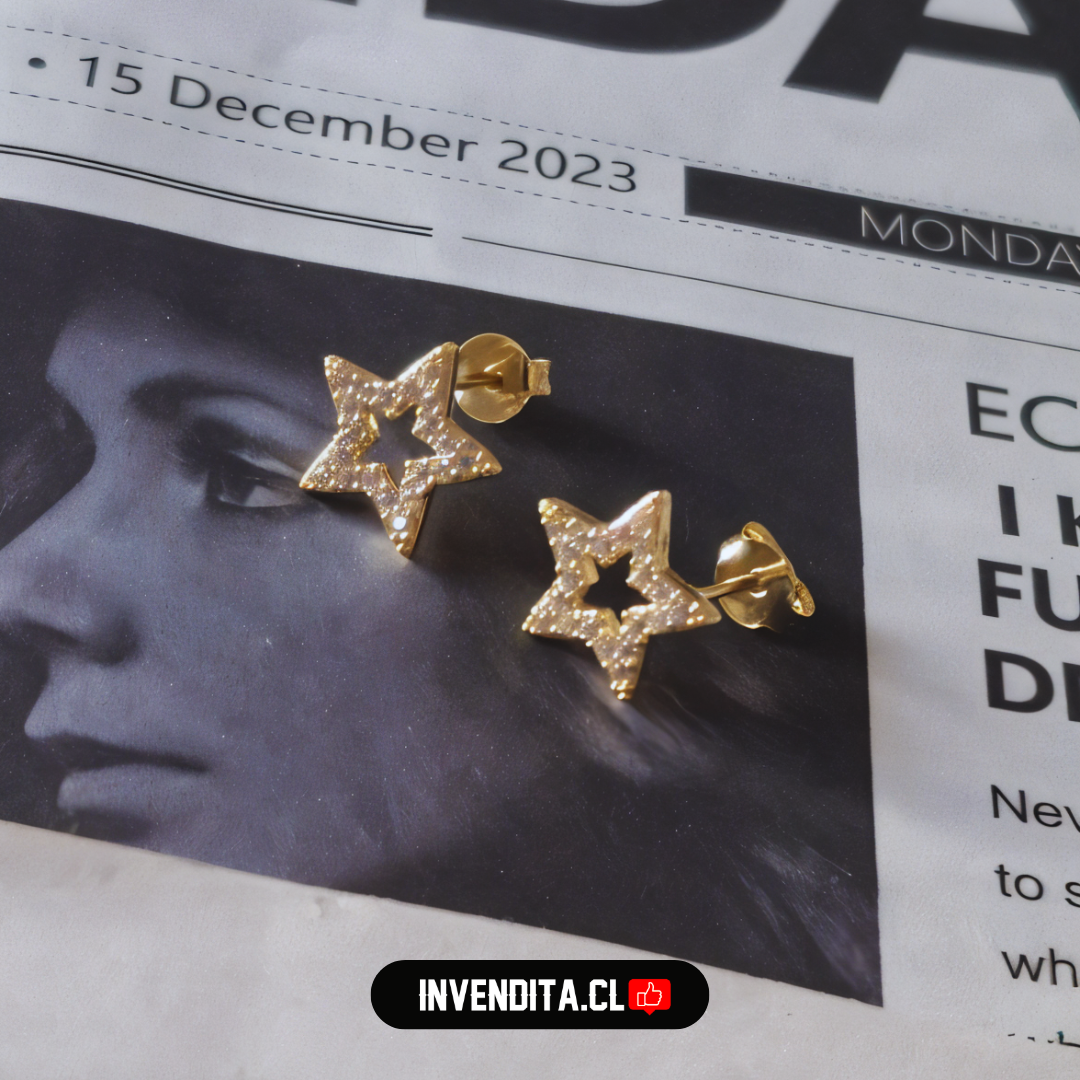 Aros enchapados en oro diseño estrellas con circones