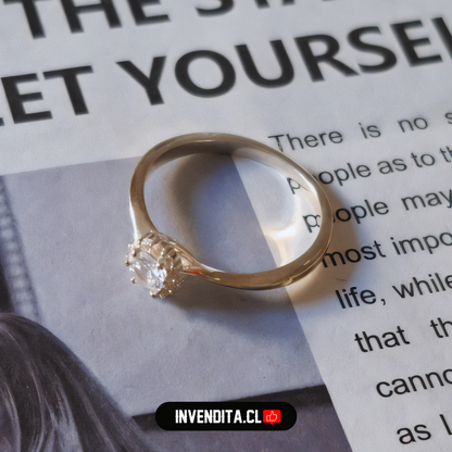 Anillo de plata 925 estilo capullo con circón