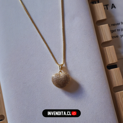 Collar enchapado en oro corazón con circones