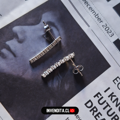 Aros de plata 925 estilo varita con serie de circones