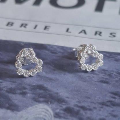 Aros de plata 925 forma de corazón con serie de circones